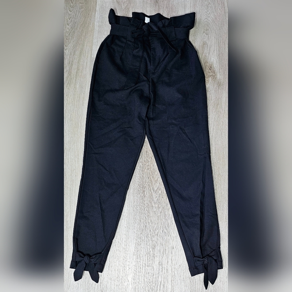 Medium Black Tie Waistband Casual Pants